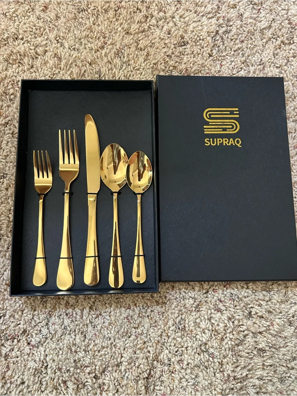 Supraq Gold Flatware Set - Polished Gold 4-Piece Place Setting